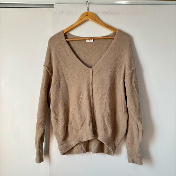 Wilfred Free Relaxed V-Neck Sweater in Beige - Picture 2 of 8
